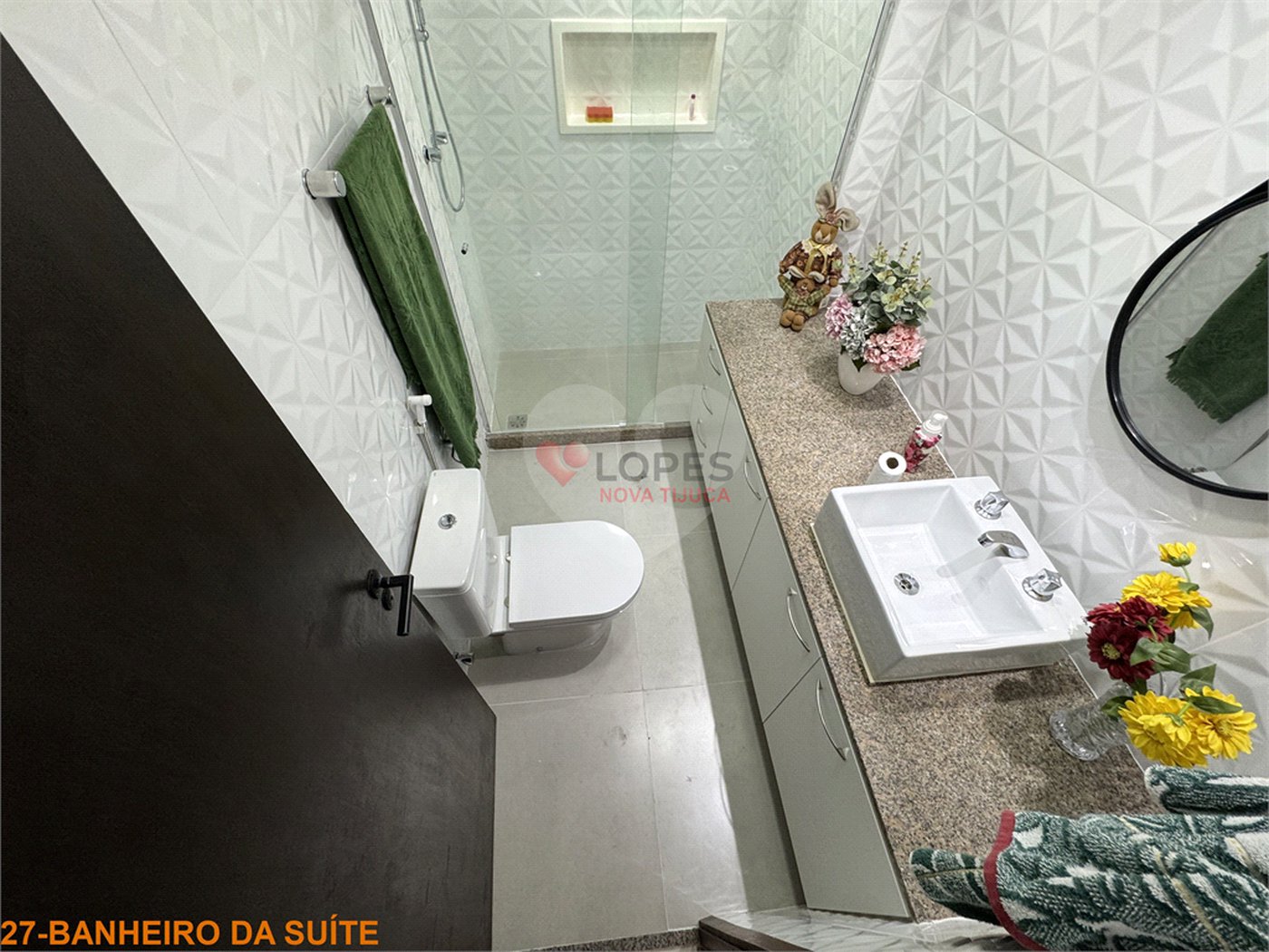 Apartamento à venda com 4 quartos, sendo 1 suíte, em Tijuca, Rio de Janeiro, RJ