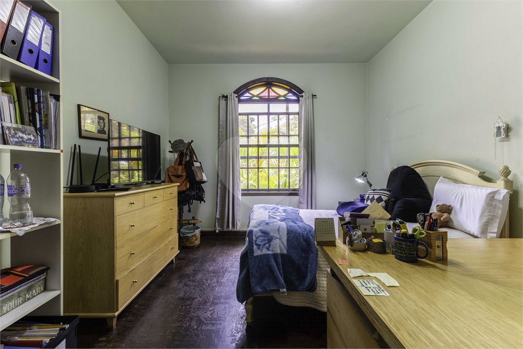 Casa à venda ou para alugar com 4 quartos, sendo 2 suítes, em Jardim Leonor, São Paulo, SP