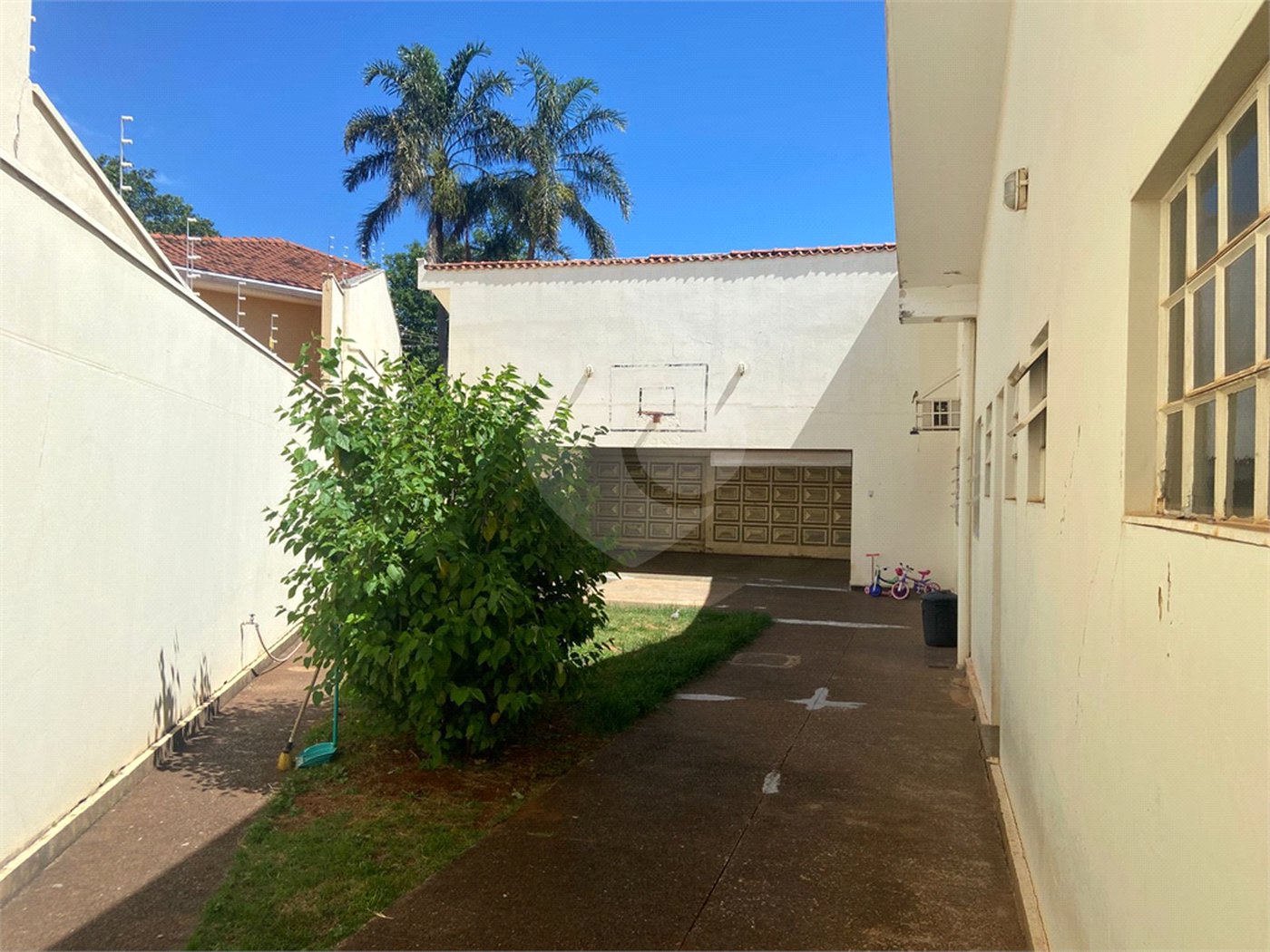 Casa à venda com 3 suítes em Jardim Primavera, Araraquara, SP