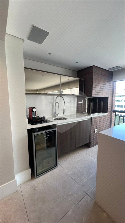 Apartamento à venda com 3 suítes em Água Branca, São Paulo, SP