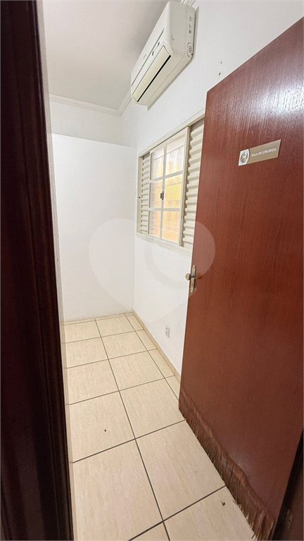 Casa à venda com 4 quartos em Terra Nova, Taubaté, SP