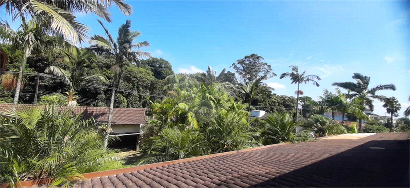 Casa à venda com 4 suítes no condomínio Parque Imperial da Cantareira, Mairiporã - SP