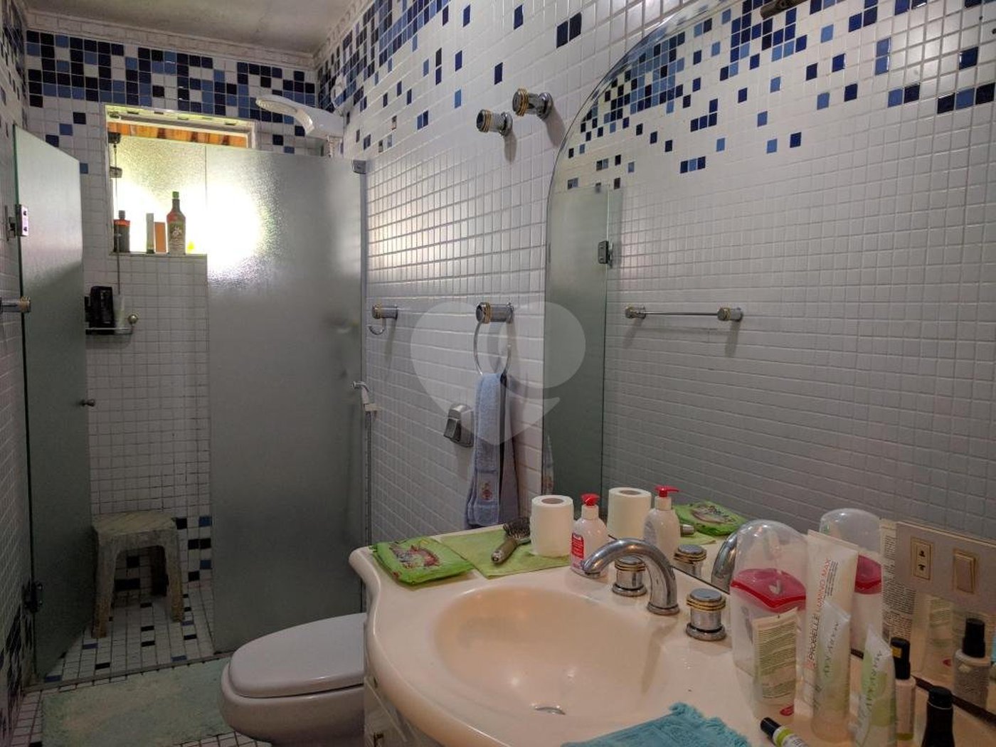 Sobrado à venda ou para alugar com 5 quartos, sendo 3 suítes, em Jardim Marajoara, São Paulo, SP
