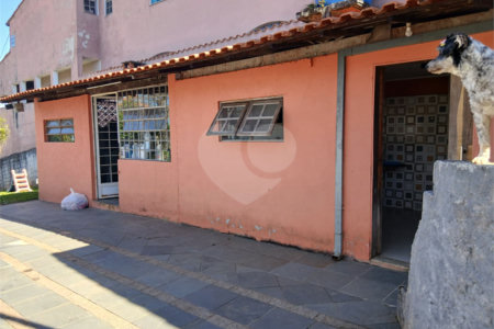 Casa Térrea à venda com 3 quartos, sendo 1 suíte, em Vila Pomar, Mogi das Cruzes, SP