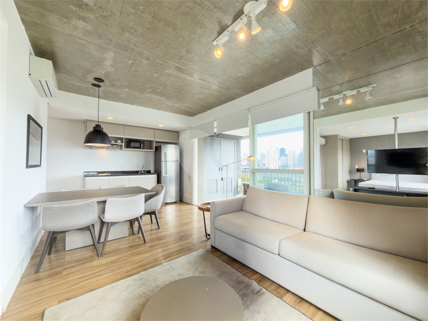 Apartamento à venda com 1 suíte em Cidade Monções, São Paulo, SP