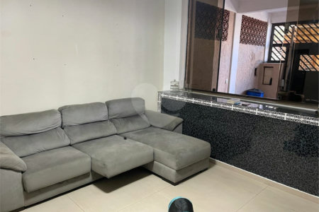 Sobrado à venda com 4 quartos, sendo 2 suítes, em Jardim Marajoara, São Paulo, SP