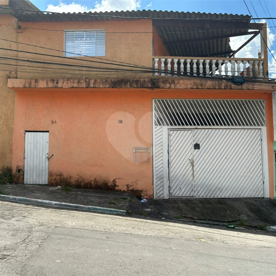 Sobrado à venda com 4 quartos, sendo 2 suítes, em Parque Sonia, São Paulo, SP