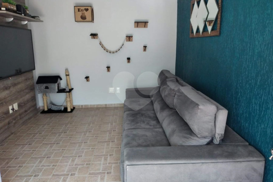 Casa à venda com 4 quartos, sendo 2 suítes,  no condomínio Miro Carvalho - Pitinga, São Paulo - SP