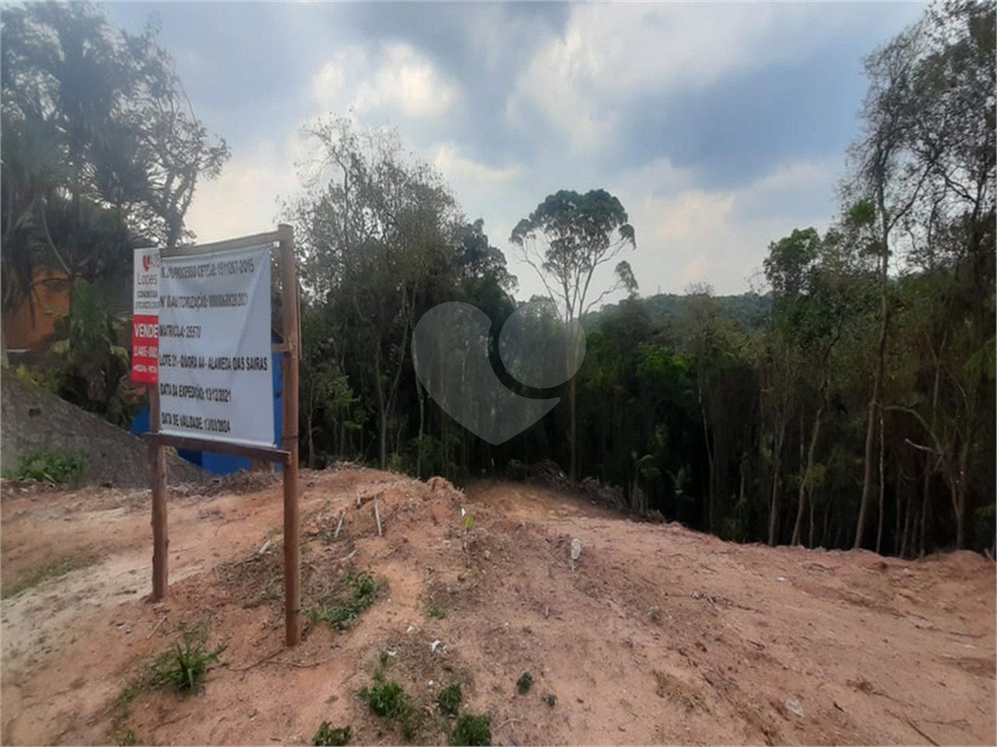 Terreno à venda no condomínio Alpes da Cantareira, Mairiporã - SP