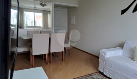 Apartamento à venda com 2 quartos, sendo 1 suíte, em Campo Belo, São Paulo, SP