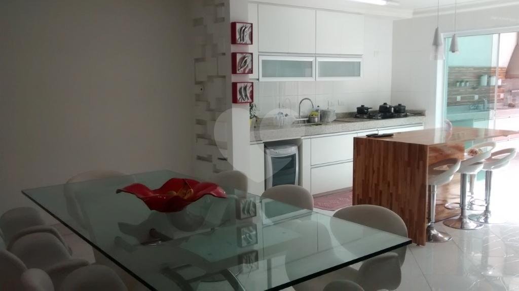 Sobrado à venda com 4 suítes em Tremembé, São Paulo, SP