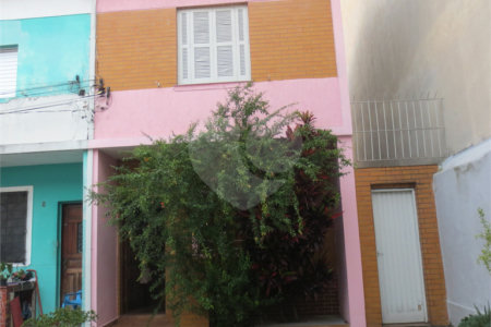 Casa de Vila à venda com 2 quartos em Vila Gumercindo, São Paulo, SP