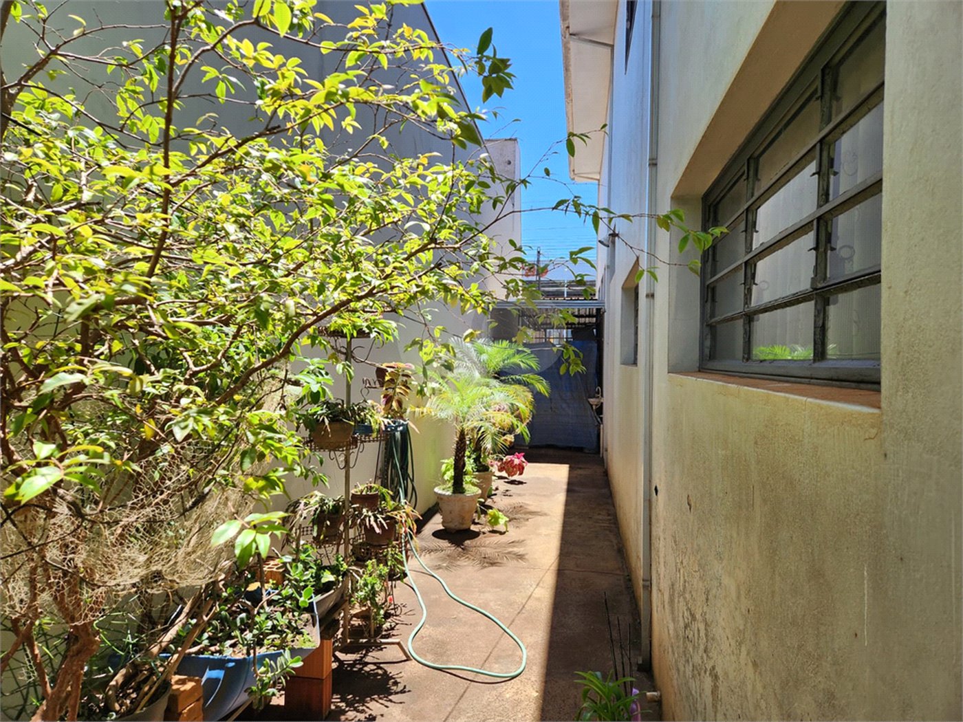 Sobrado à venda com 3 quartos, sendo 1 suíte, em Jardim Floridiana (vila Xavier), Araraquara, SP