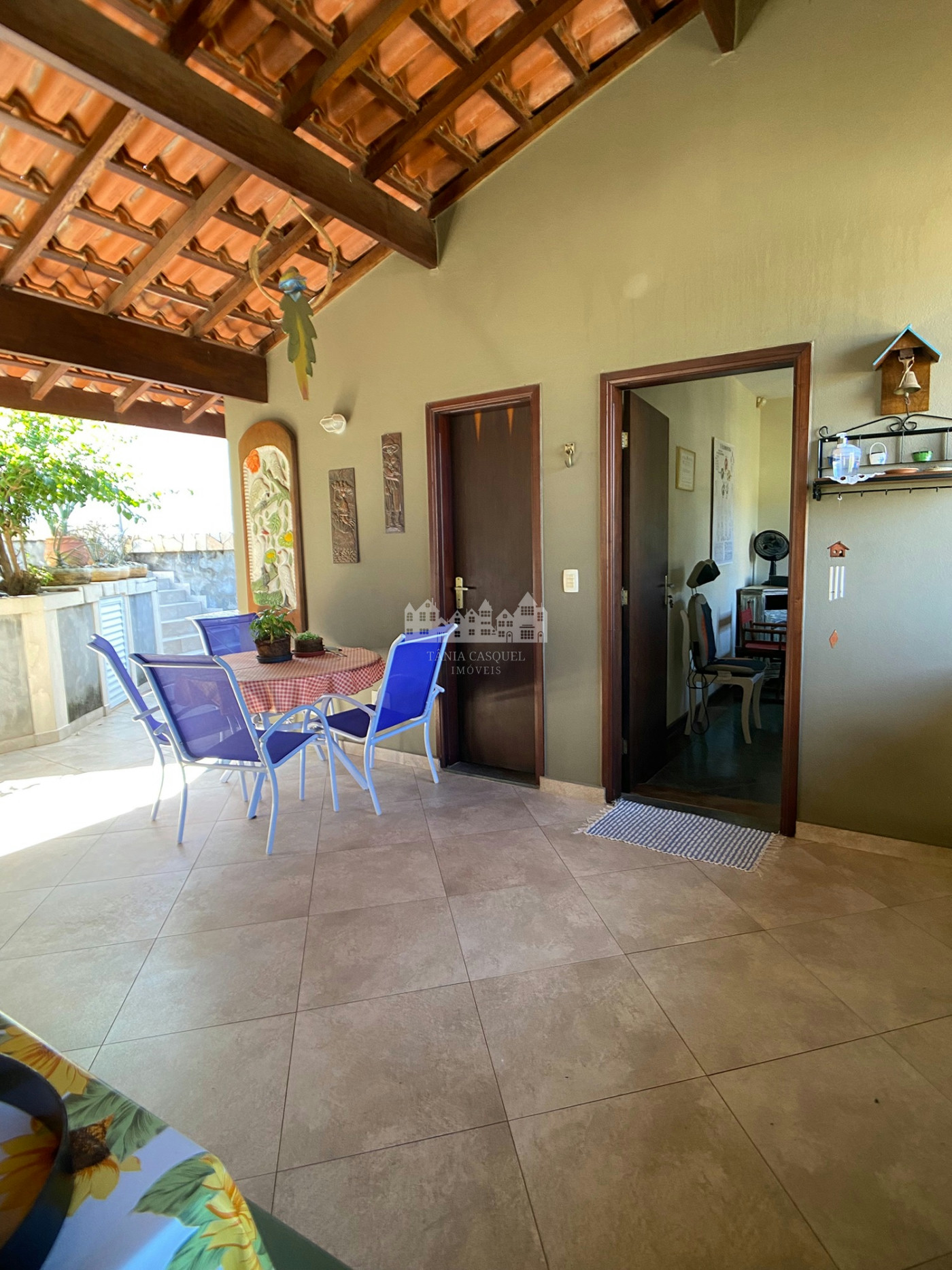 Casa à venda com 3 quartos, sendo 1 suíte, com vista deslumbrante em Recreio Maristela, Atibaia