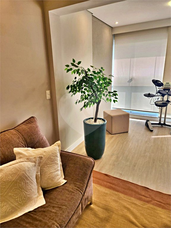 Apartamento à venda com 2 quartos, sendo 1 suíte,  em Jardim Caravelas, São Paulo, SP