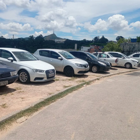 Terreno à venda em Industrial Anhangüera, Osasco, SP