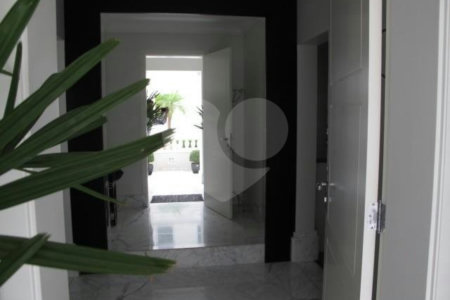 Casa à venda ou para alugar com 4 suítes no condomínio Villa Imperial, São Paulo - SP