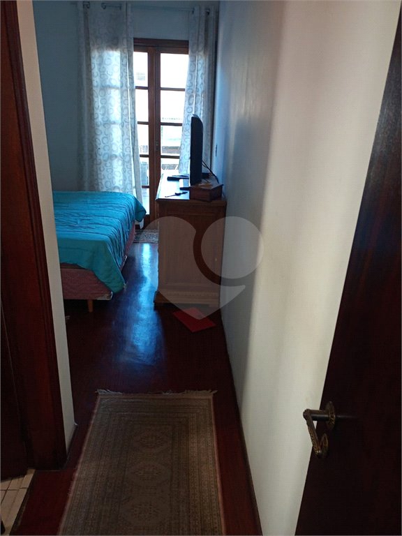 Sobrado à venda com 3 quartos em Jardim Colombo, São Paulo, SP