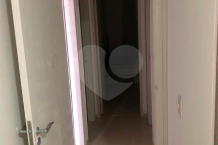 Casa à venda ou para alugar com 4 quartos, sendo 1 suíte, no condomínio Village Jardim Versailles, Jundiaí - SP
