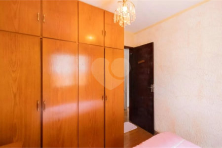 Casa à venda com 3 quartos, sendo 2 suítes,  em Jardim Santa Mena, Guarulhos, SP
