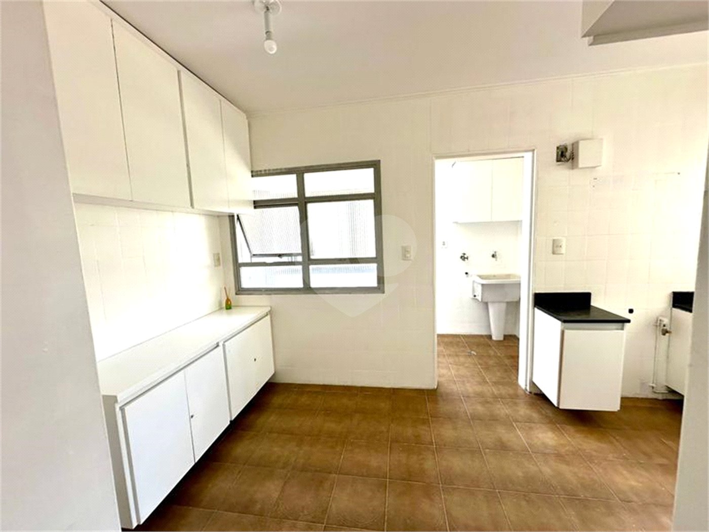 Apartamento à venda com 3 quartos, sendo 1 suíte, em Itaim Bibi, São Paulo, SP