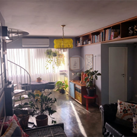 Duplex à venda com 2 suítes em Pinheiros, São Paulo, SP