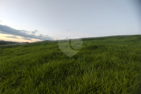 Terreno à venda no condomínio Paraíso da Montanha, Piracaia - SP