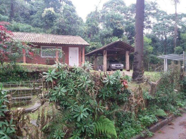 Casa Térrea à venda com 3 quartos, sendo 1 suíte,  em Santa Inês, Caieiras, SP