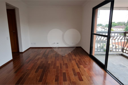 Apartamento para alugar com 3 quartos, sendo 1 suíte, em Chácara Santo Antônio, São Paulo, SP