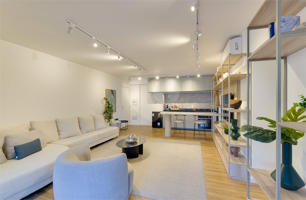 Apartamento à venda com 3 quartos, sendo 1 suíte, em Jardim Marajoara, São Paulo, SP