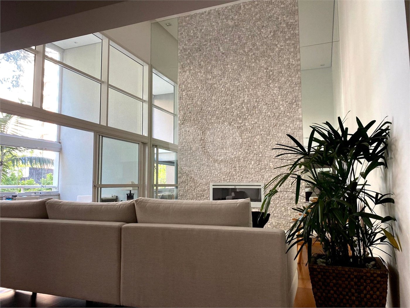 Apartamento à venda com 4 suítes em Vila Suzana, São Paulo, SP