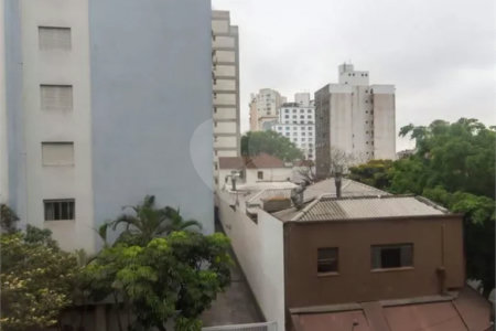 Apartamento à venda com 2 quartos em Cerqueira César, São Paulo, SP