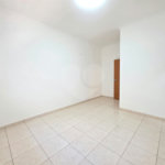 Casa à venda com 3 quartos, sendo 1 suíte, no condomínio Residencial Jardim das Palmeiras, Vinhedo - SP
