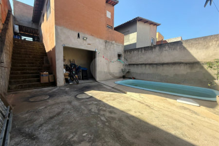 Casa à venda com 2 quartos em Jardim Imperador, Salto, SP
