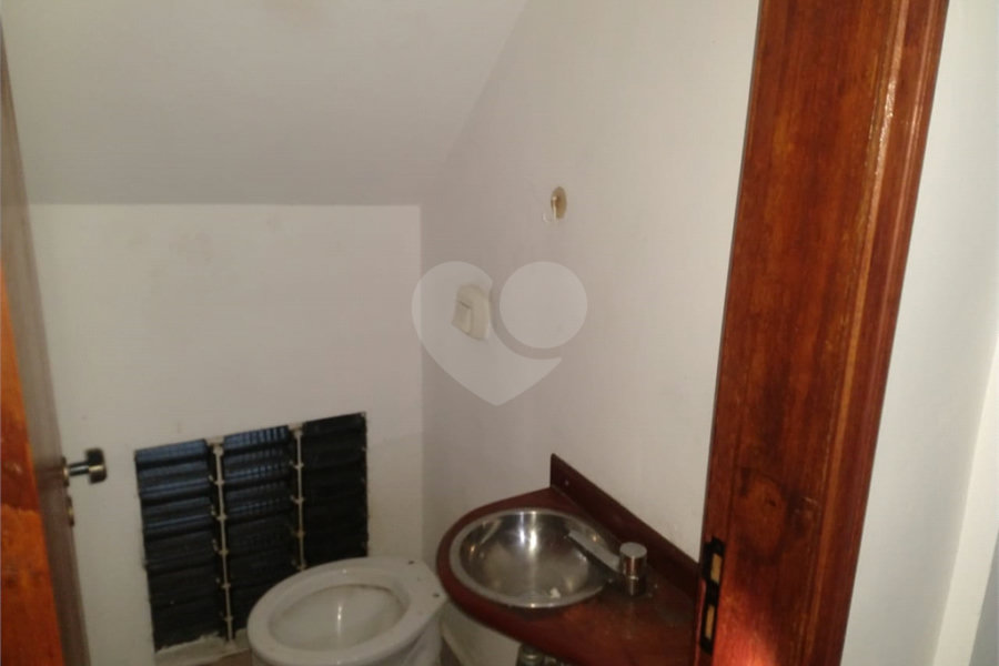 Sobrado à venda com 3 quartos, sendo 1 suíte, em Tremembé, São Paulo, SP