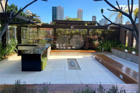 Apartamento à venda com 2 quartos, sendo 1 suíte, em Vila Olímpia, São Paulo, SP