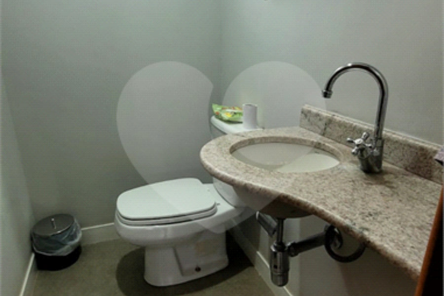 Casa à venda com 3 suítes no condomínio Suíça da Cantareira, Mairiporã - SP