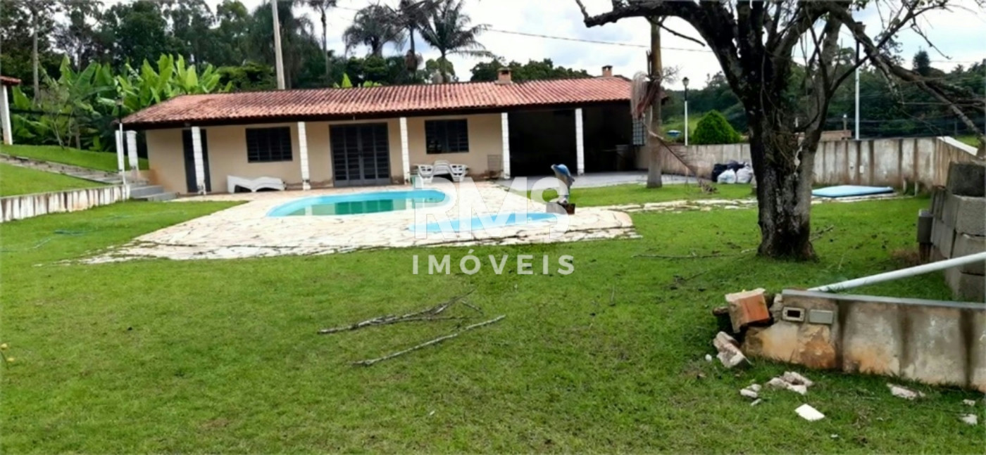 Chácara à venda com 3 quartos, sendo 1 suíte,  em Cristal, Mairinque, SP