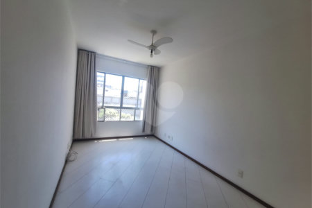 Apartamento à venda com 3 quartos, sendo 1 suíte, em Tijuca, Rio de Janeiro, RJ