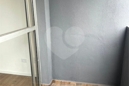Apartamento à venda com 2 quartos, sendo 1 suíte, em Vila Olímpia, São Paulo, SP