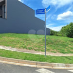 Terreno à venda com 1 suíte em Pinheirinho, Vinhedo, SP
