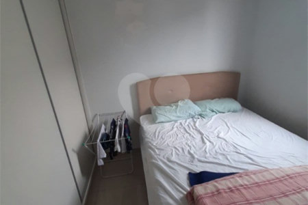 Apartamento no Condomínio Residencial Monte Logan