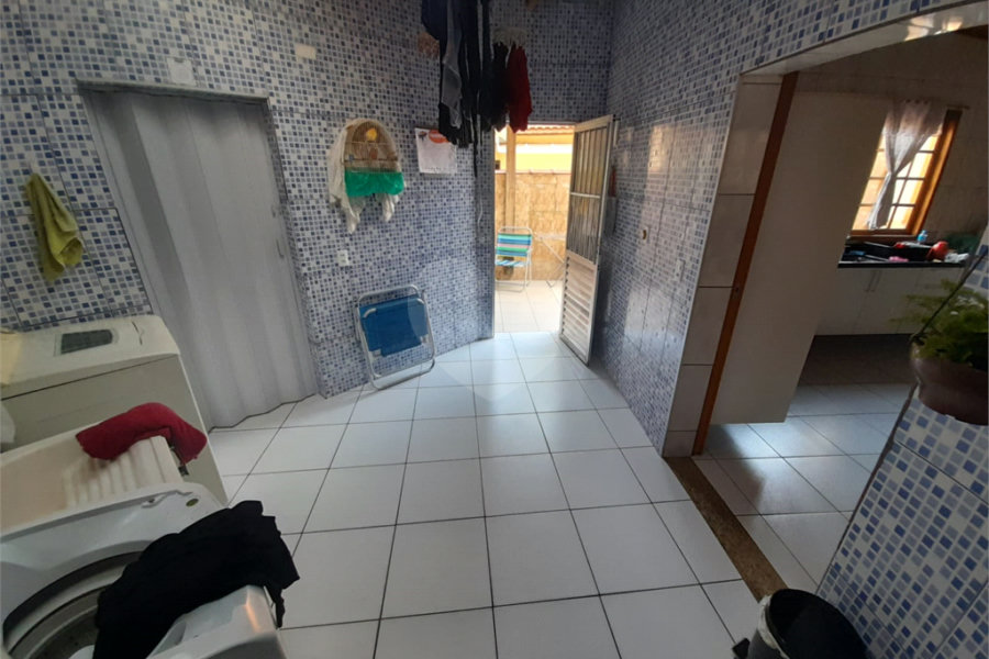 Casa Térrea à venda com 3 quartos em Vila São Pedro, Santo André, SP