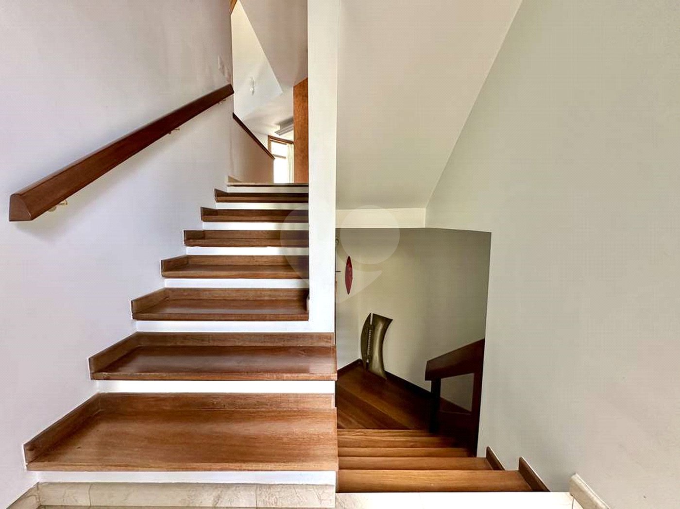 Casa à venda com 4 quartos, sendo 2 suítes,  no condomínio São Paulo Ii, Cotia - SP