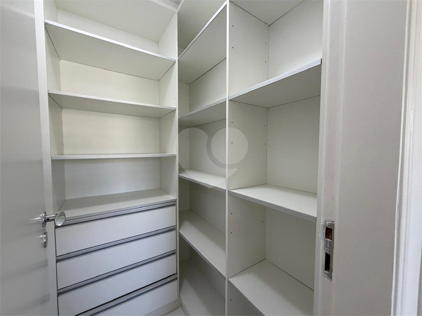 Apartamento à venda com 3 suítes em Santana, São Paulo, SP