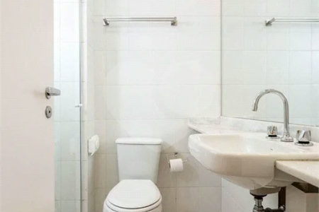 Apartamento à venda com 3 quartos, sendo 1 suíte, em Brooklin, São Paulo, SP