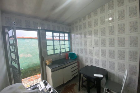 Casa à venda com 2 quartos em Jardim Amélia, Poá, SP