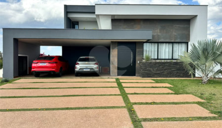 Casa à venda com 3 suítes no condomínio Villas do Golfe, Itu - SP