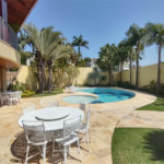 Casa à venda com 5 quartos, sendo 4 suítes, no condomínio Rancho Dirce, Sorocaba - SP