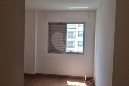 Apartamento à venda com 2 quartos em Itaim Bibi, São Paulo, SP